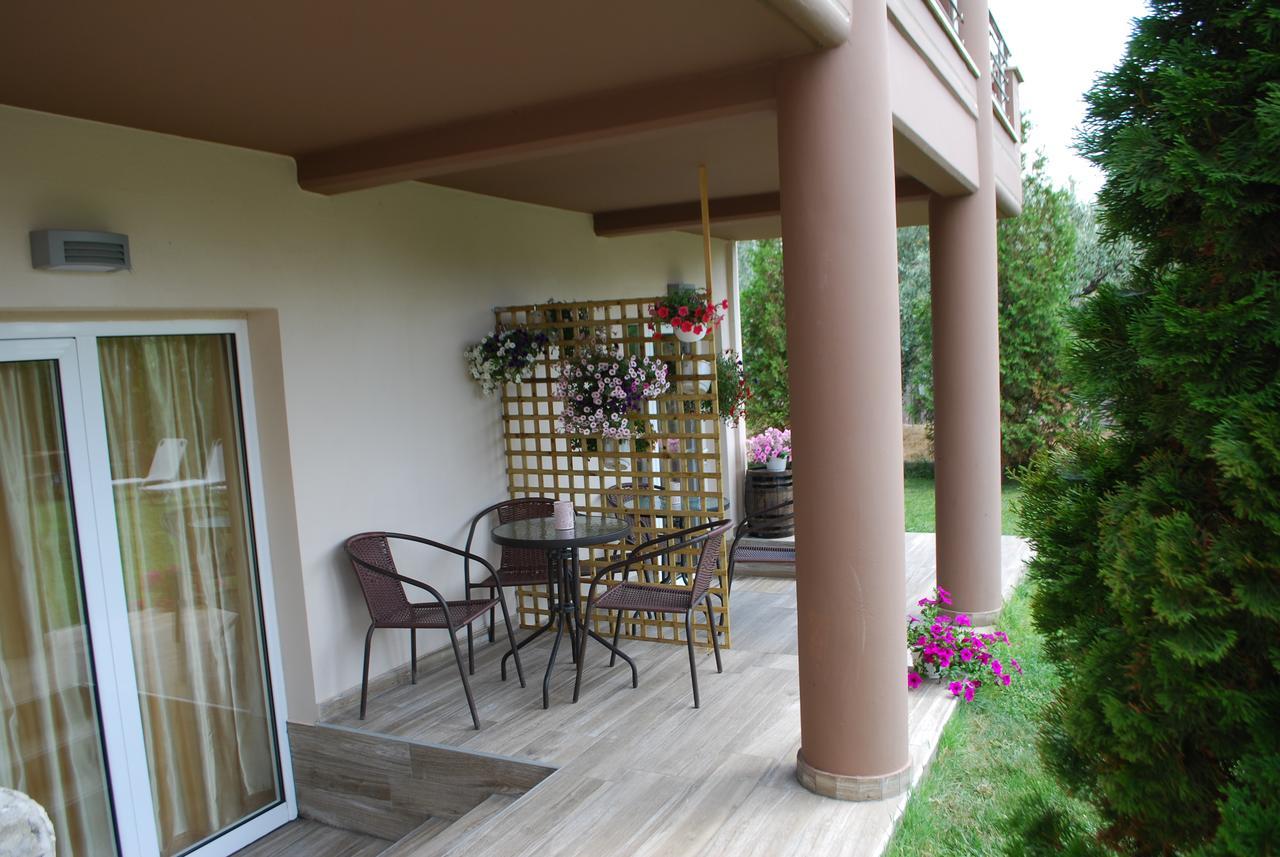 Family House Emerald Ліменарія Екстер'єр фото